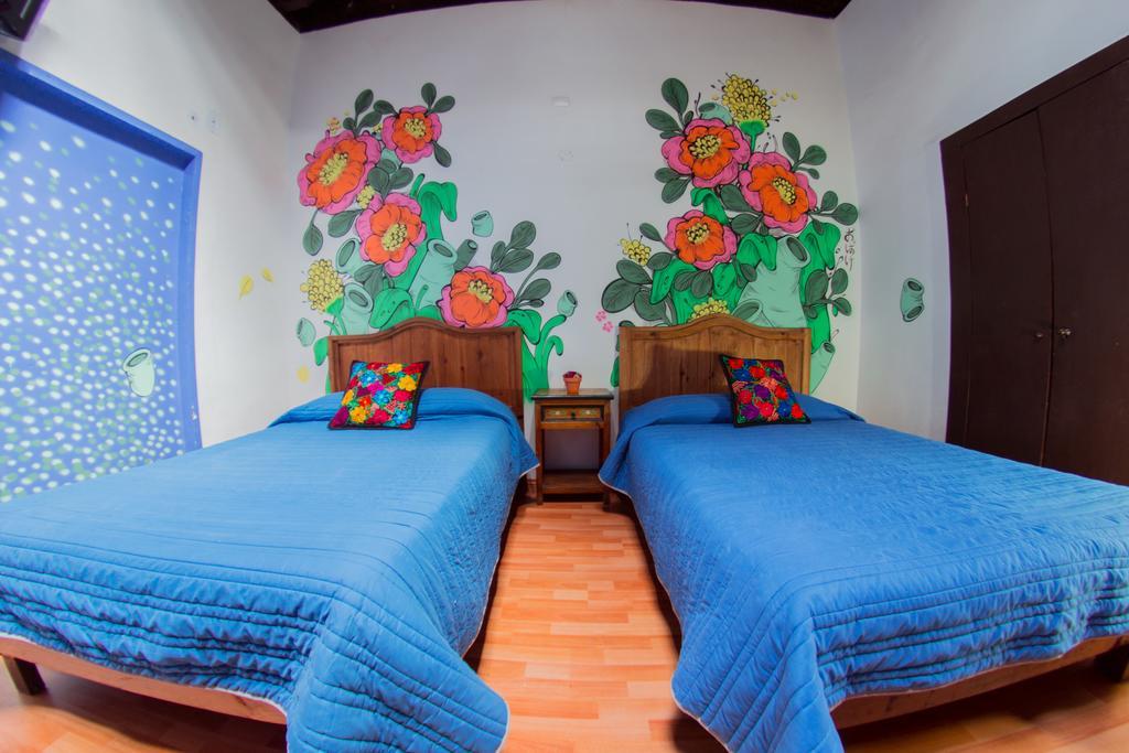 Gente De Mas Hostel Puebla Bagian luar foto